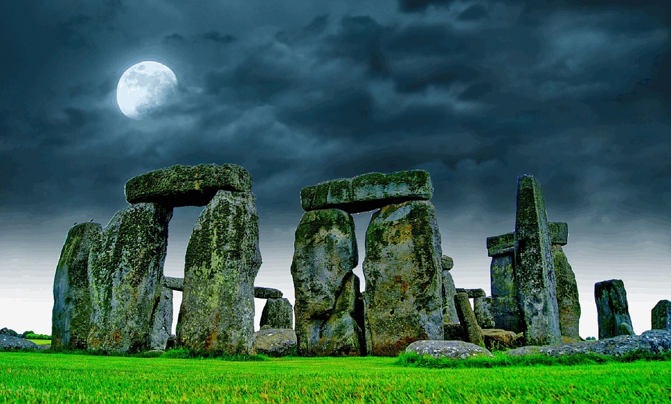 stonehenge-741485_960_720